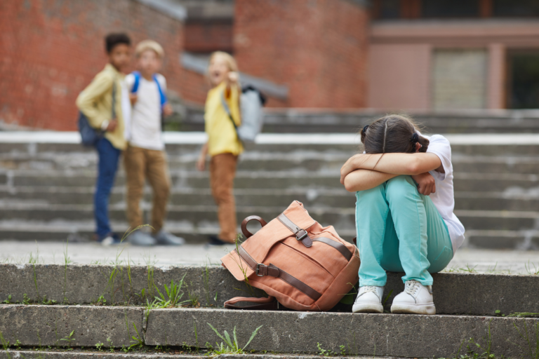 Violência na escola qual a raiz do problema Como combater e prevenir